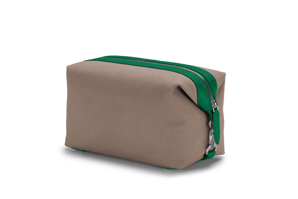 MAXI Waschtasche | smaragd | silber | genarbt