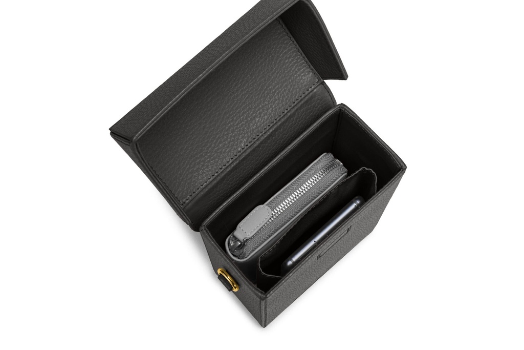 SIMON M | schwarz | gold | genarbt