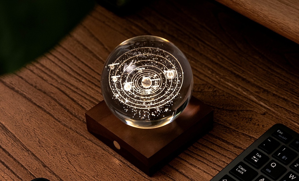 Gingko Design - Amber Crystal Light Solar System