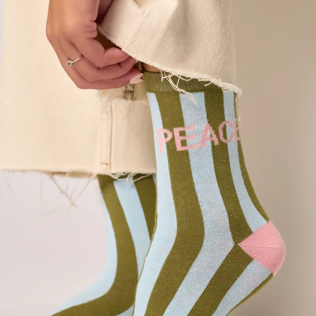 Billybelt - Baumwollsocken PEACE gestreift - light blue khaki rose