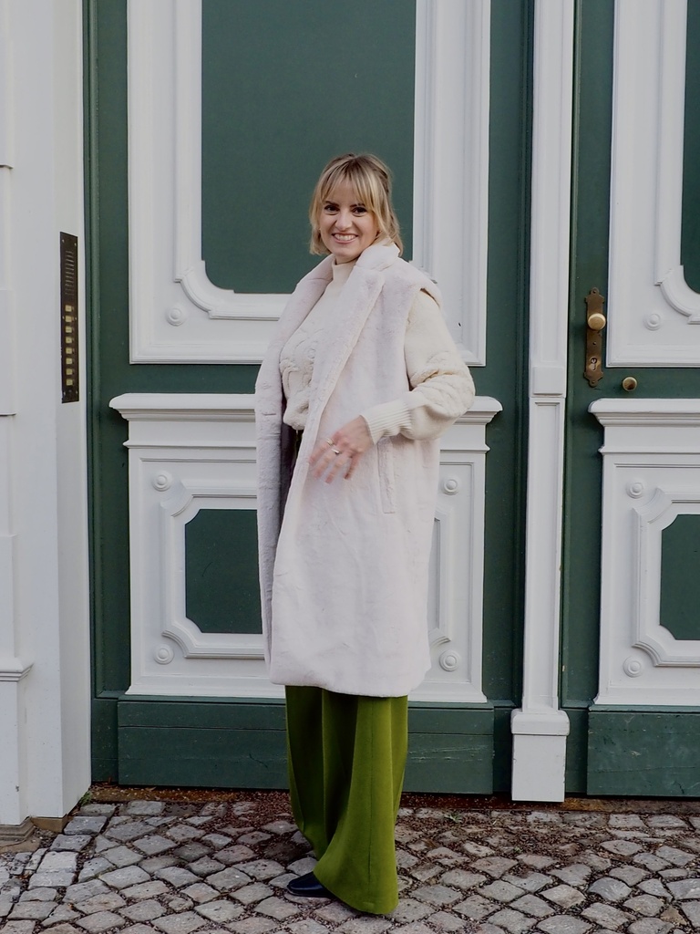 Scapa - Sleeveless Coat SOFIA Off White