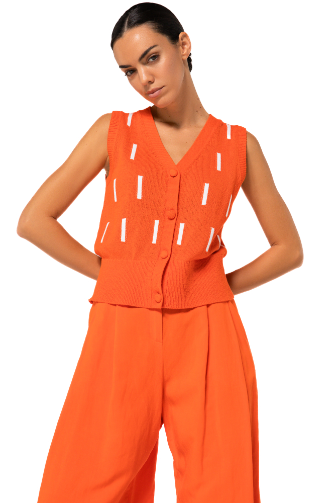 Caroline Biss - SLEEVELESS SWEATER WITH BUTTON FASTENING, Orange