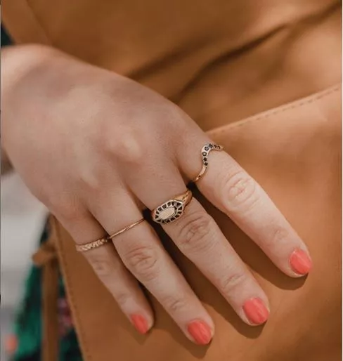 Charmins - R674 - Ring