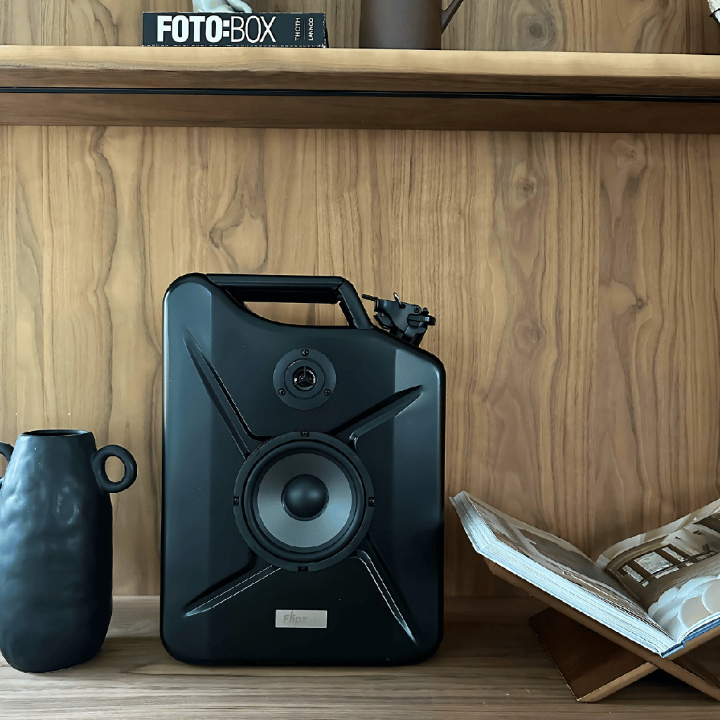 Flipz Speaker - Petrol sound fireman red L (jerrycan)