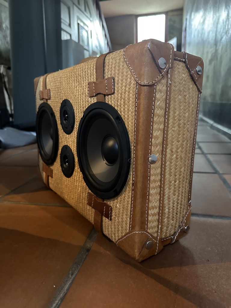 Flipz - Vintage Koffer Geflecht/Cognac stereo Nr. 24