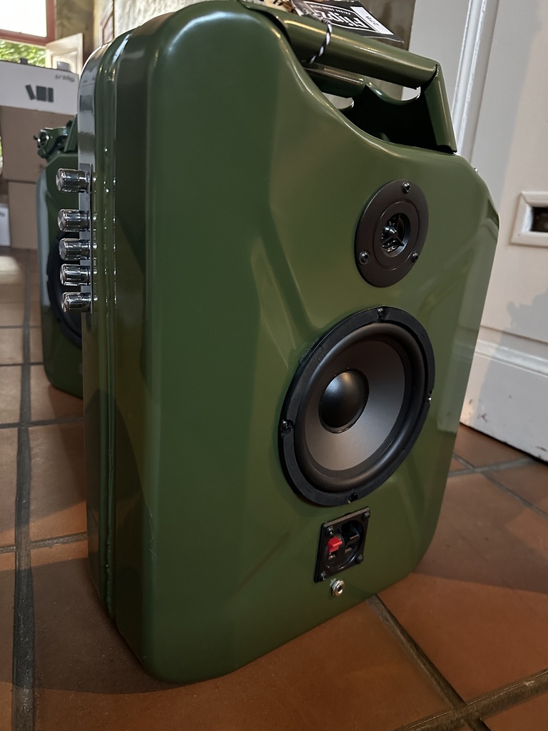 Flipz - Jerrycan Duo Set Subwoofer Army Green Nr. 27