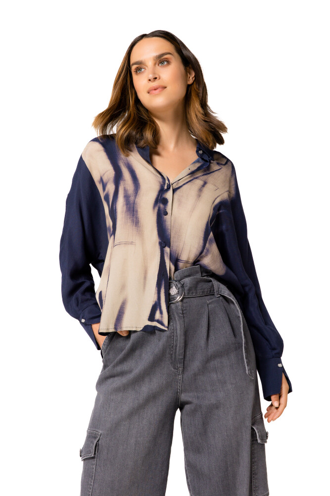 Caroline Biss - FLOWING BLOUSE WITH GRAPHIC BLAZER DESIGN multi color