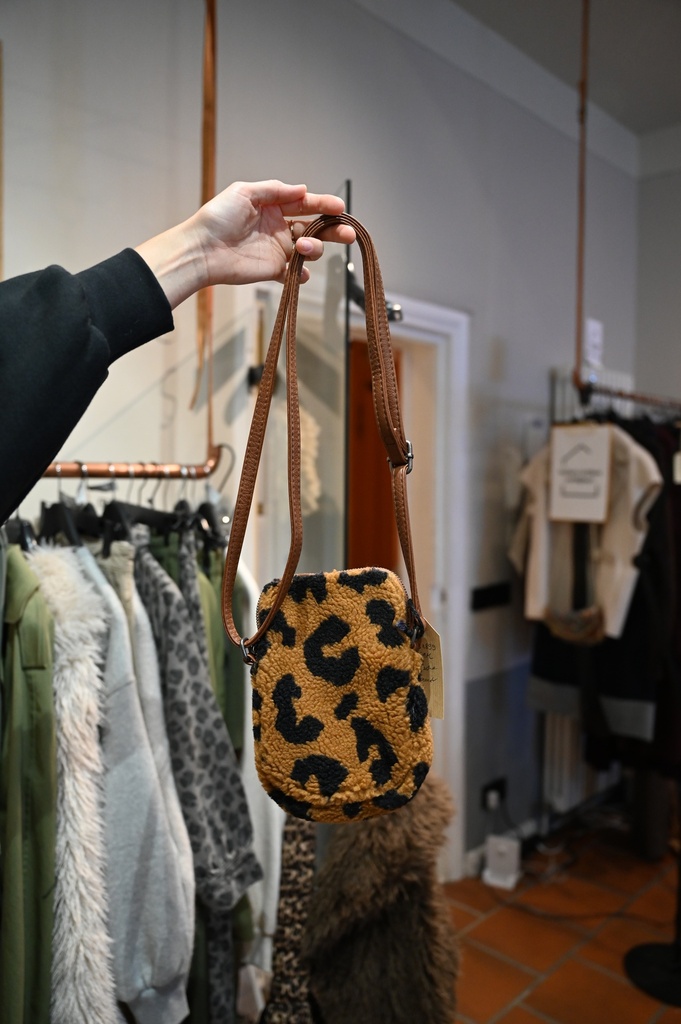 Kleine Tasche Handytasche Leo Camel Black