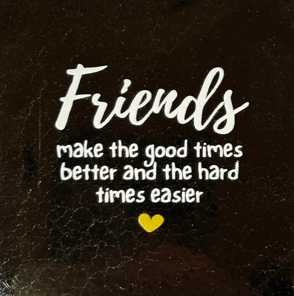 Yett Tiles - Fliese/Untersetzer Friends make the good times better gold/creme