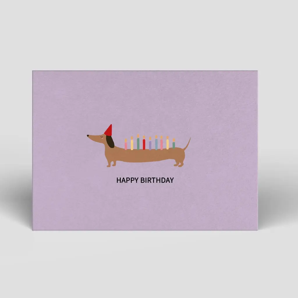 Naturbedacht - Postkarte - Dackel mit Kerzen (Happy birthday)