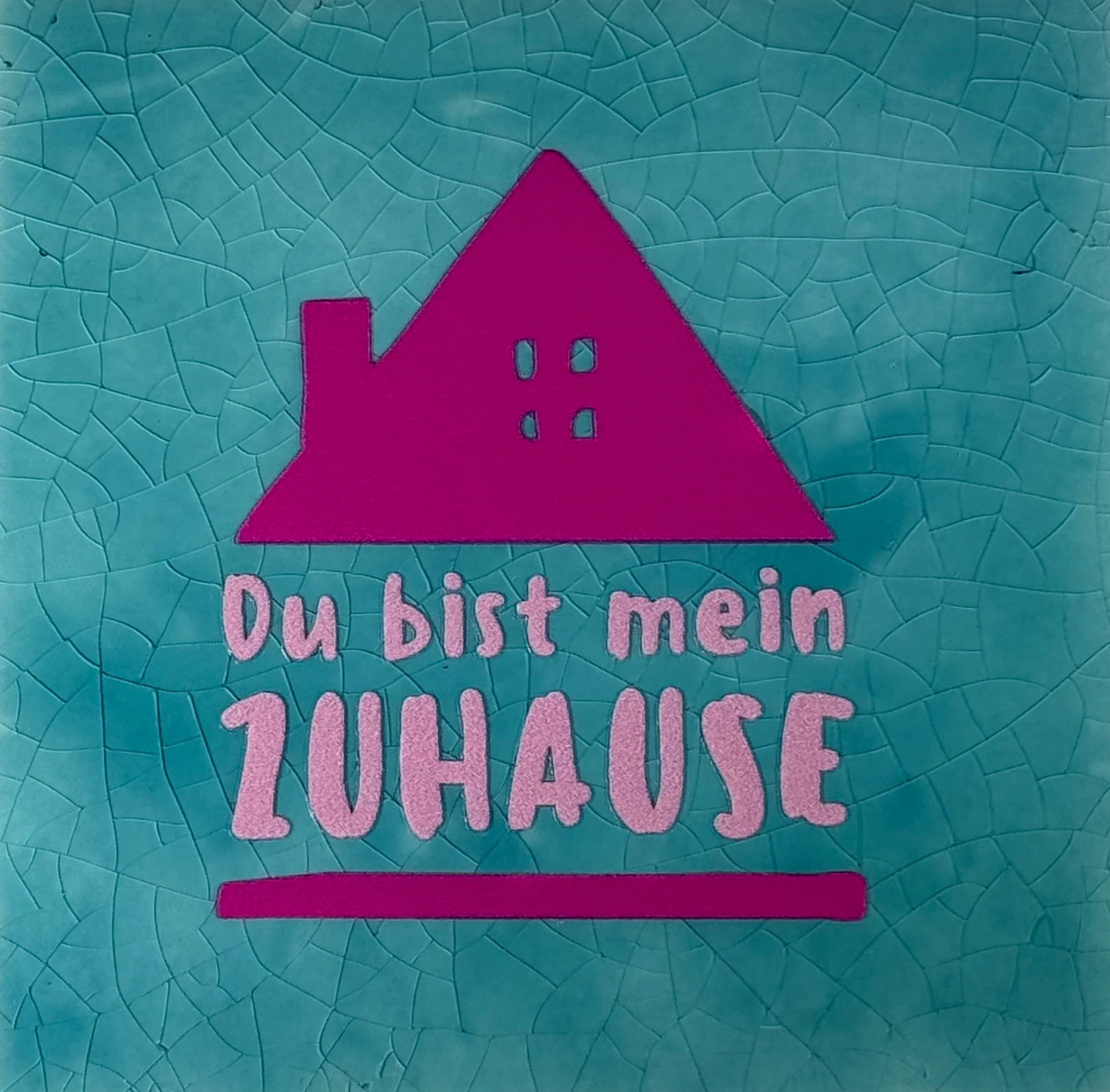 Yett Tiles - Fliese/Untersetzer - Du bist mein Zuhause - grün/knallrosa/warmrosa