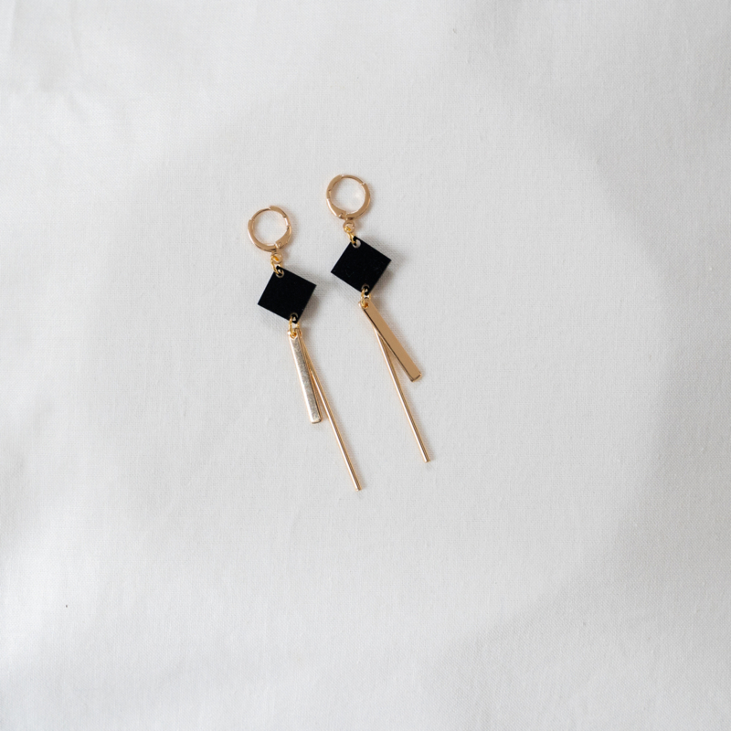 Studio Nok Nok - Ohrringe Timeless 16 Black