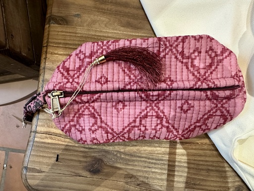 [98092] Bootstock Etui Antic pink red