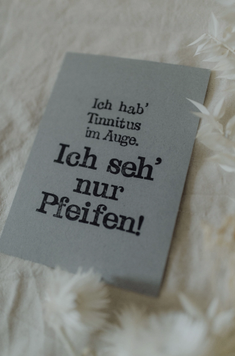 [PK026] Saja - Gestempelte Postkarte - Tinnitus im Auge 