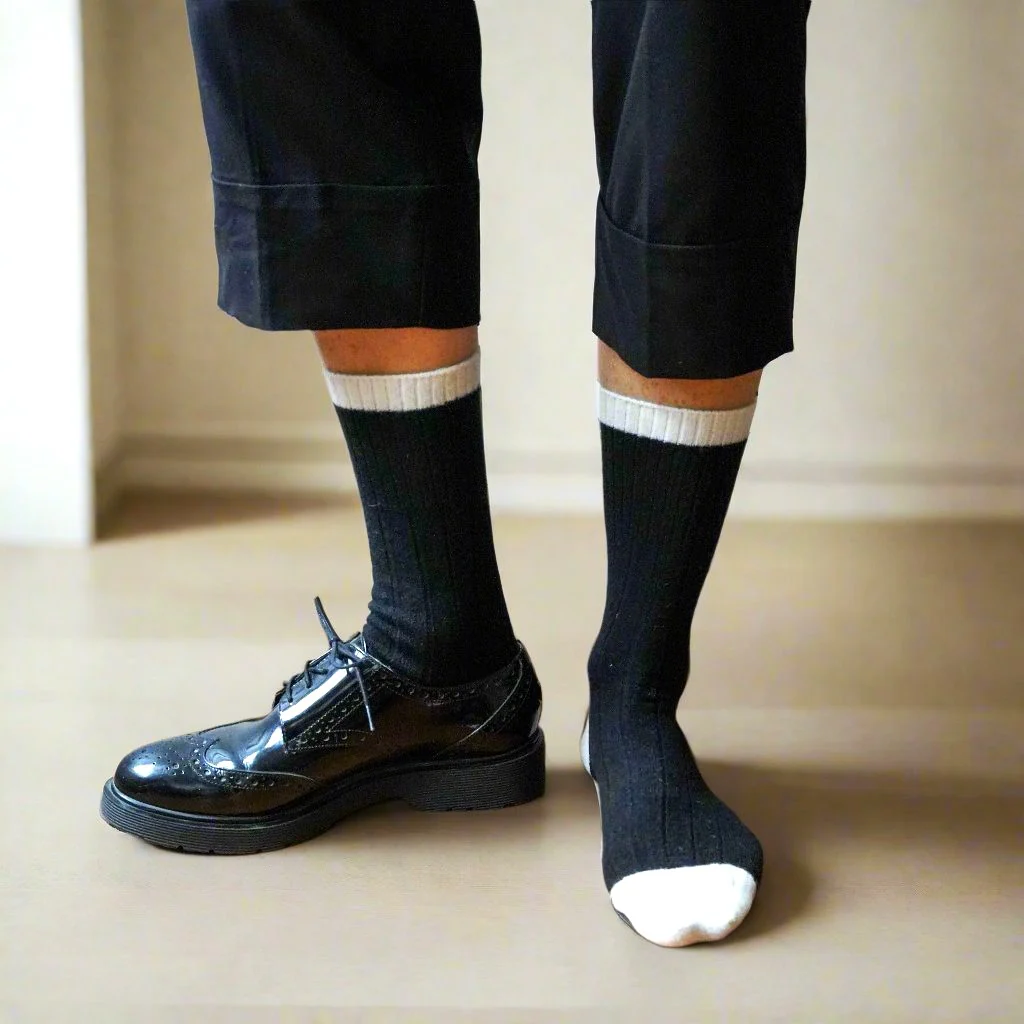 Klue - Merino Wool Socks with Bands | Black and white