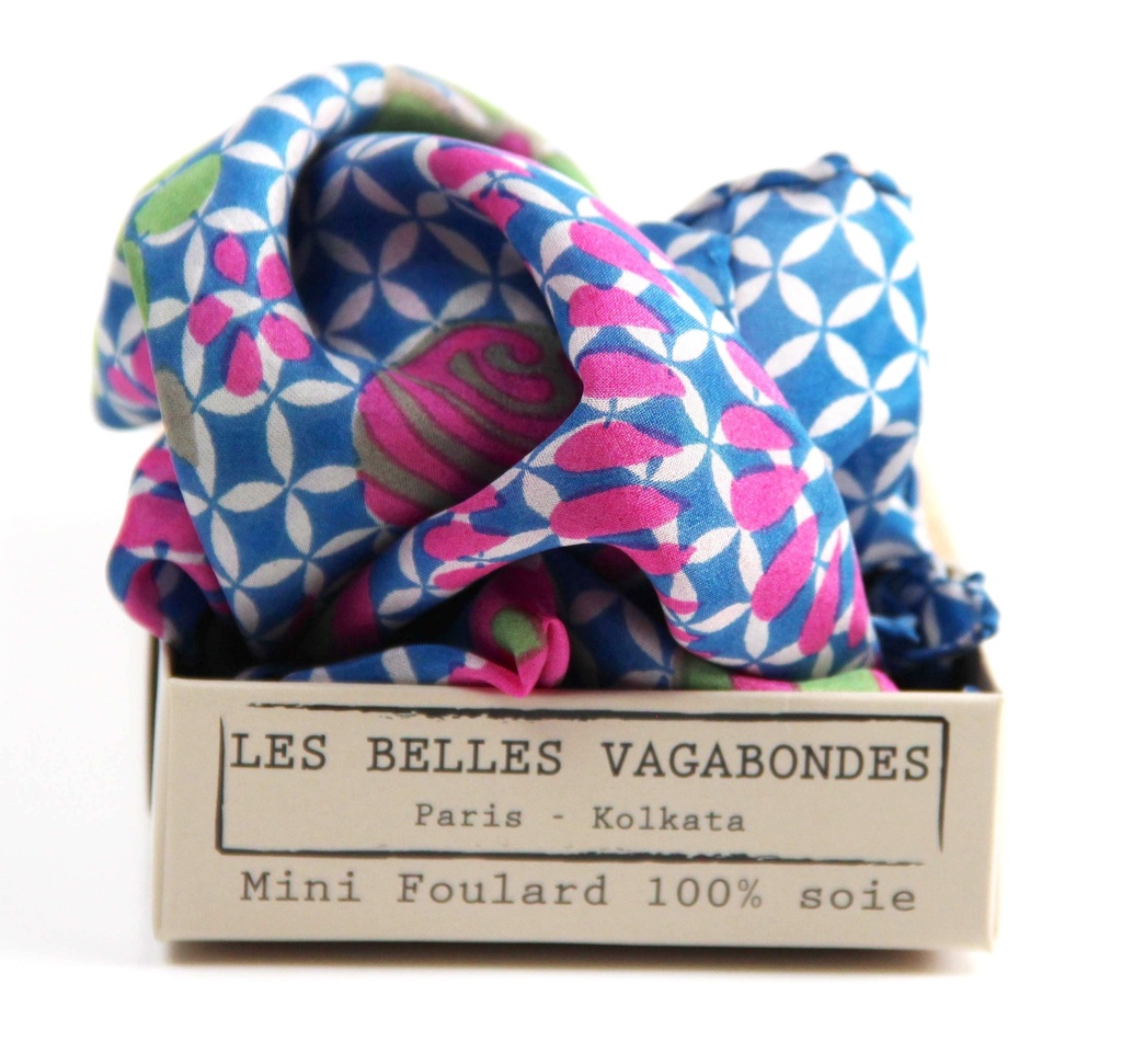 Les Belles Vagabondes - Seidentuch Shippo Marine