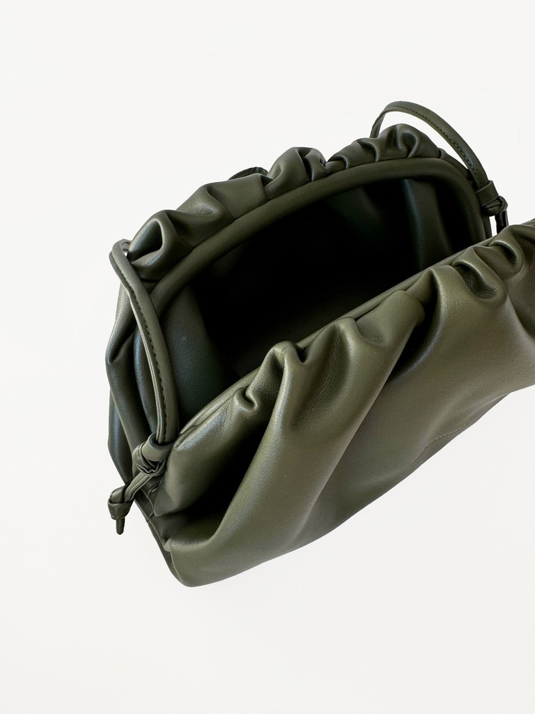 Freya Estephan - Leder Handtasche/Clutch mit Riemen - Dunkelgrün - klein