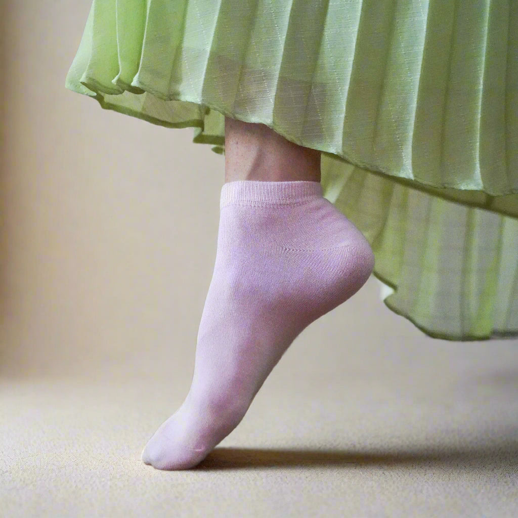 Klue - Ankle plain socks in lyocell | Candy pink