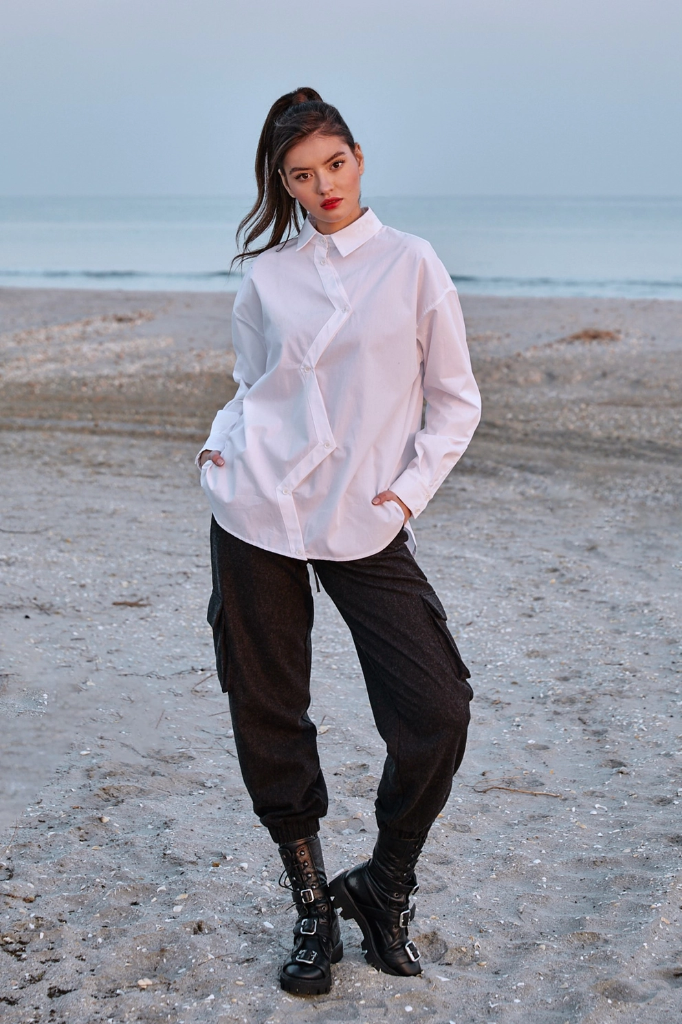 Future Planet of Style - Signature blouse oversized white - zick zack