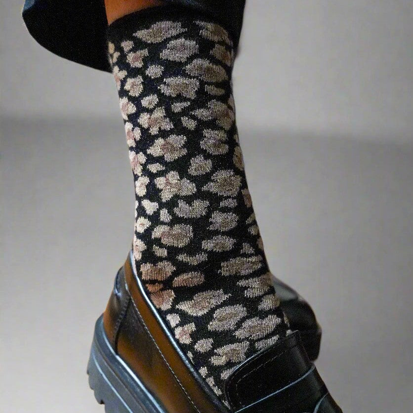 Klue - Glitter Lurex socks | Leopard black | eco-friendly lyocell