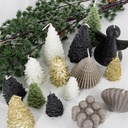 Kolony - Kerze Tannenbaum rustiek klein 6,5x6,5x12,8cm