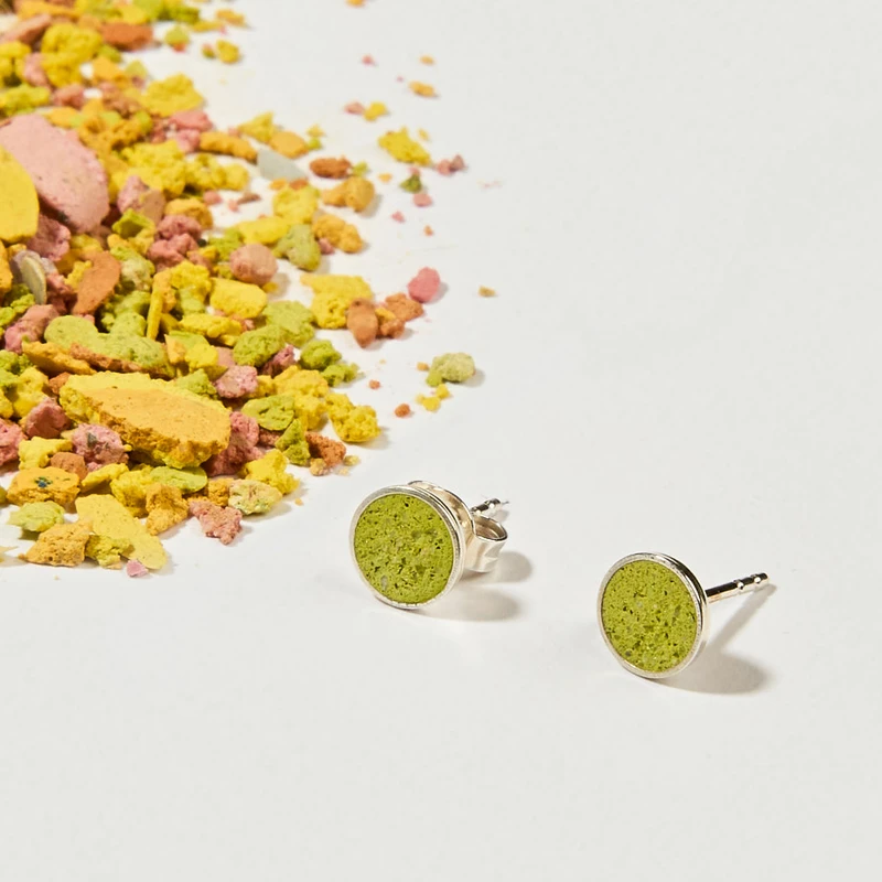 Hartgut Buntbeton - 7mm Ohrstecker (Paar) Silberfassung - Buntbeton - Fresh Limetta (Limette)
