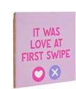 Fliese - Love at first swipe