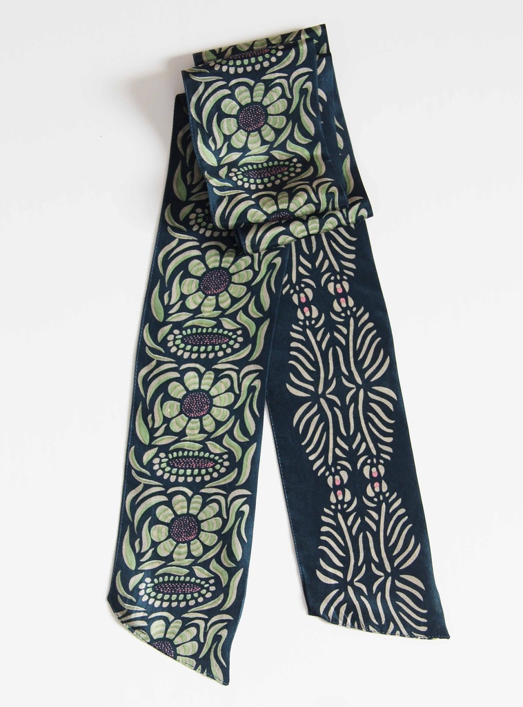 Les Belles Vagabondes - Seidenschal Bandeau Camelia Marine Navy