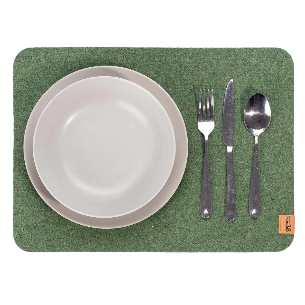 Maxx Factory / Kontor 28 - 2er Set Tischsets RUNDAD 4mm rPET - aus up-, recycling Filz - Salbei - Größe XXL 45x33 cm