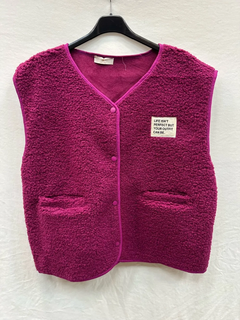 Teddy Weste mit Taschen und Abzeichen - Framboise