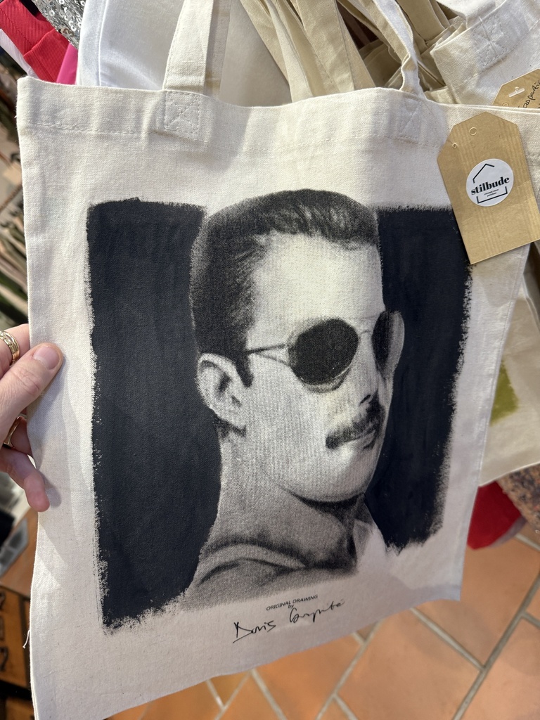 Doris Gaspartic - Unique Tote Bag Freddie - black