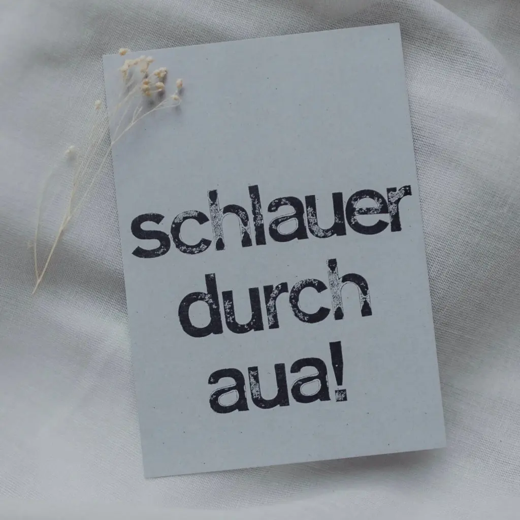 Saja - Gestempelte Postkarte - Schlauer durch Aua
