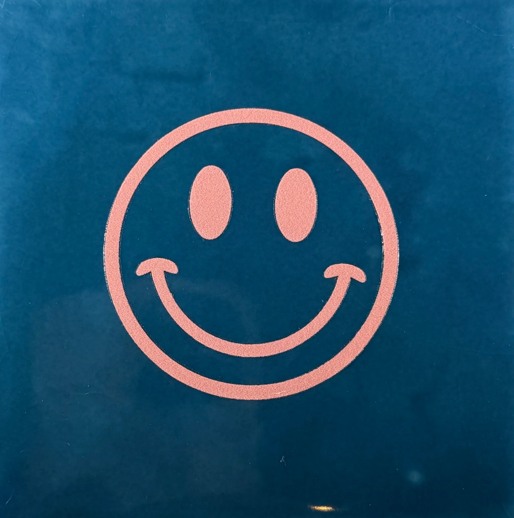 Yett tiles - Fliese/Untersetzer - Smiley - dunkelblau/lachs