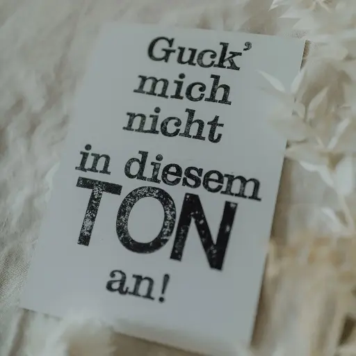 [PK017] Saja - Gestempelte Postkarte - Ton angucken