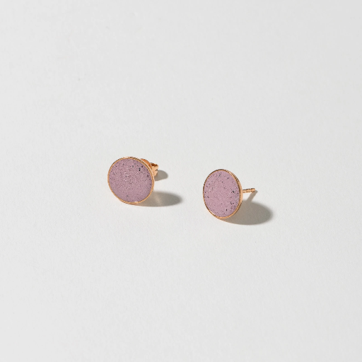[4260664522409] Hartgut Buntbeton - 11mm Ohrstecker (Paar) Silberfassung vergoldet - Buntbeton - Roségold glühende Beere Liebe